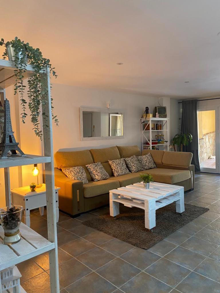 Acogedor Apartamento Loft 알하우린데라토레 외부 사진