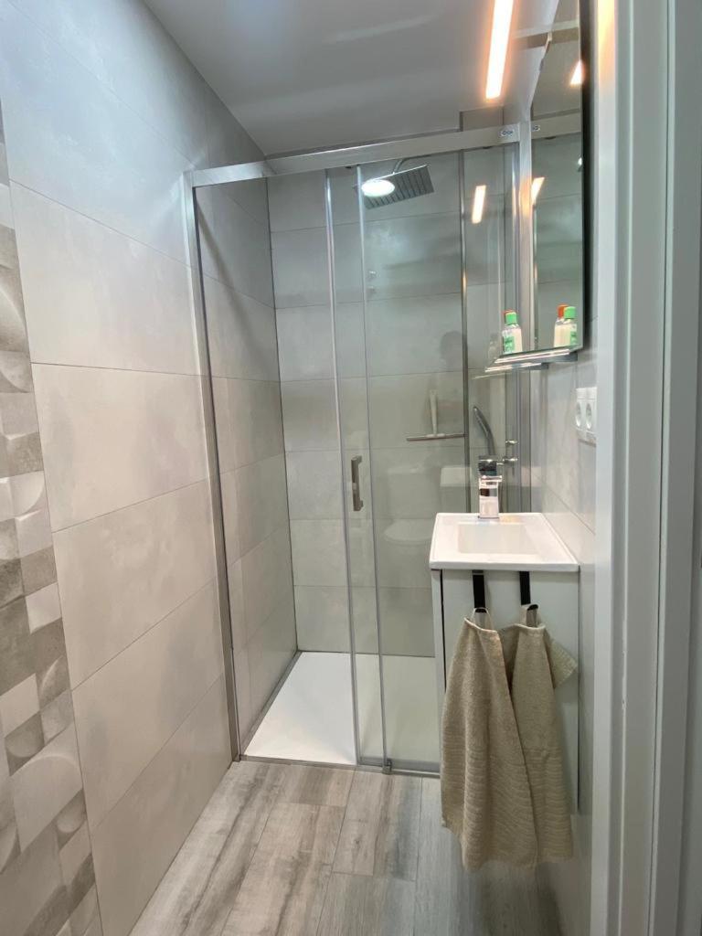 Acogedor Apartamento Loft 알하우린데라토레 외부 사진